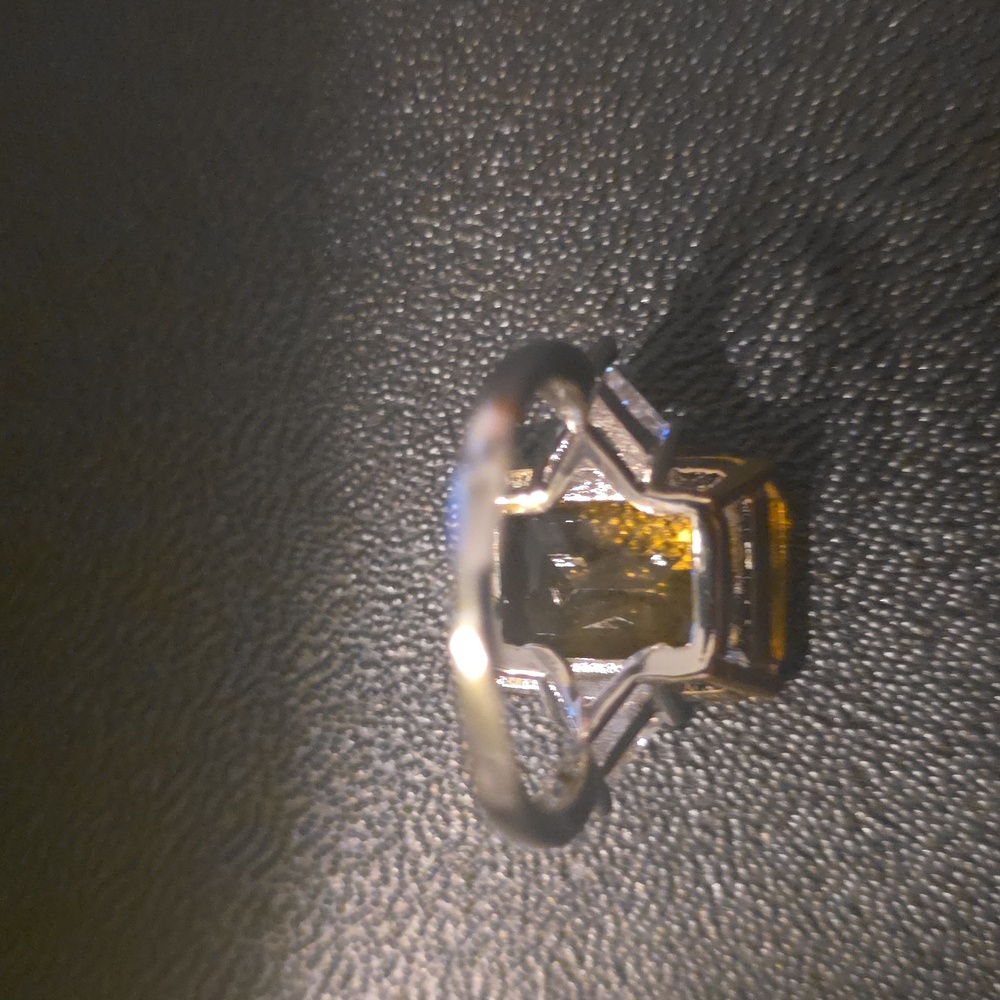 MINKS SILVER  Yellow Gemstone Ring - Picture 5 of 7